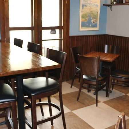 Kettle Creek Inn Port Stanley Esterno foto