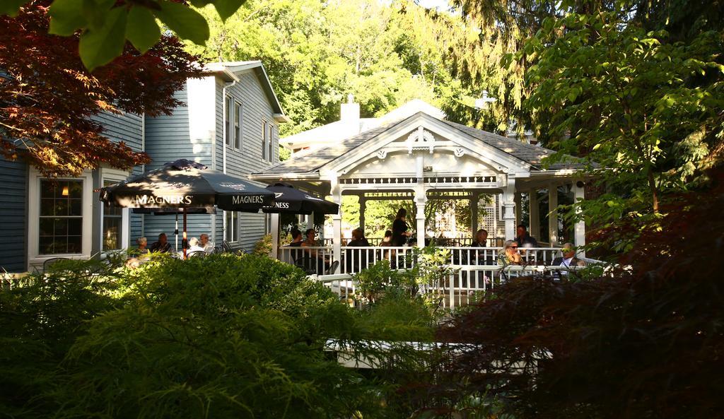 Kettle Creek Inn Port Stanley Esterno foto