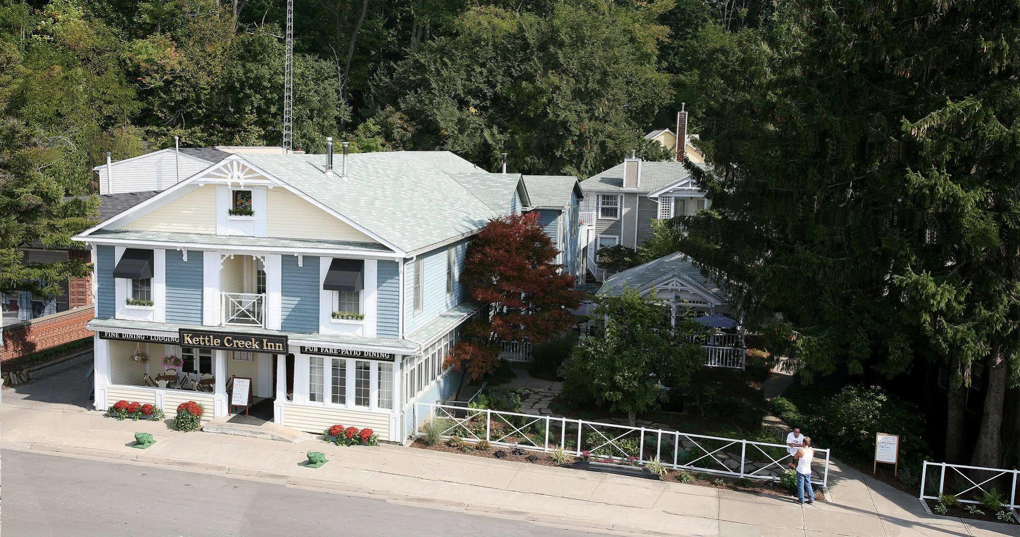 Kettle Creek Inn Port Stanley Esterno foto