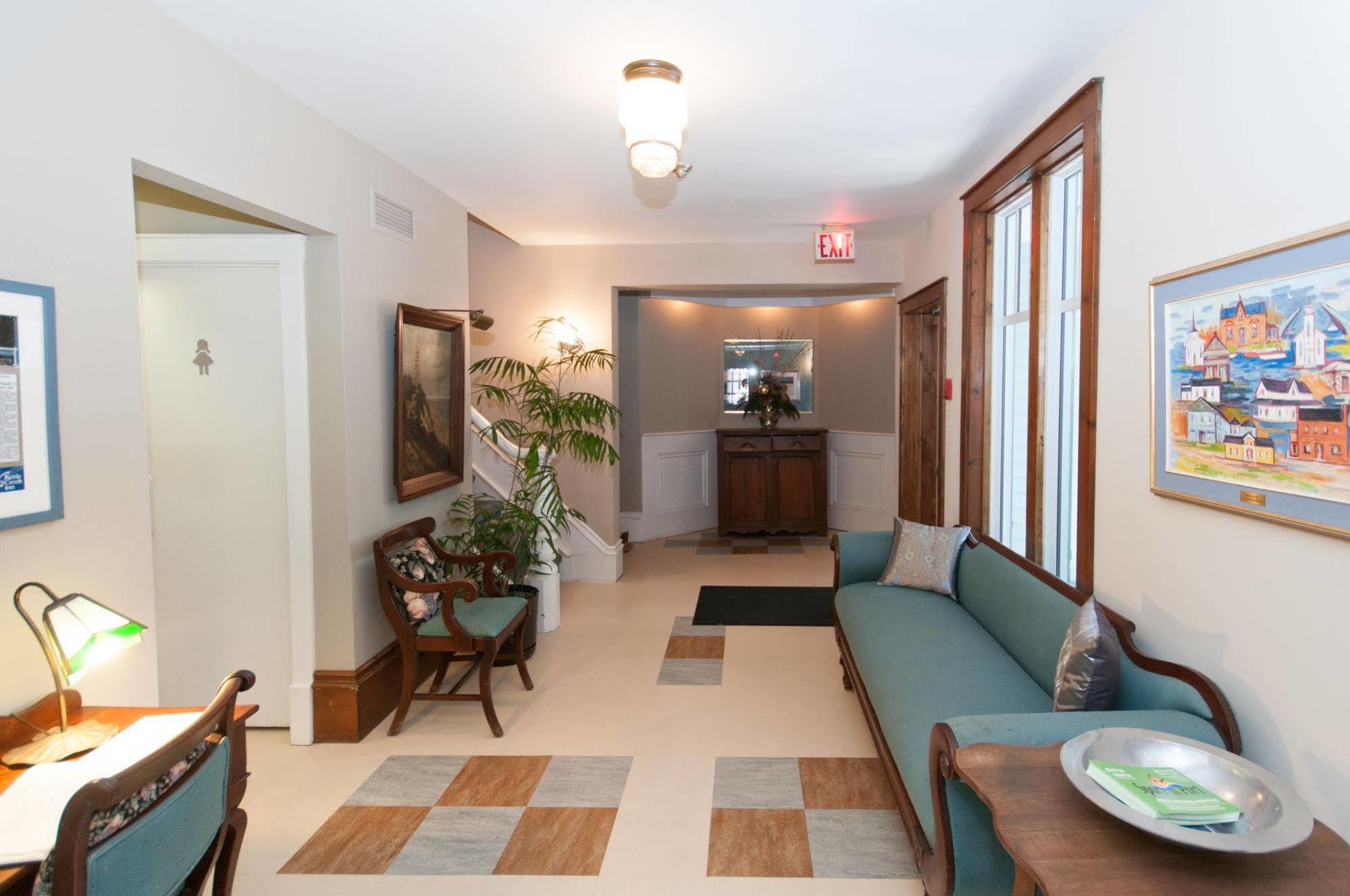 Kettle Creek Inn Port Stanley Esterno foto