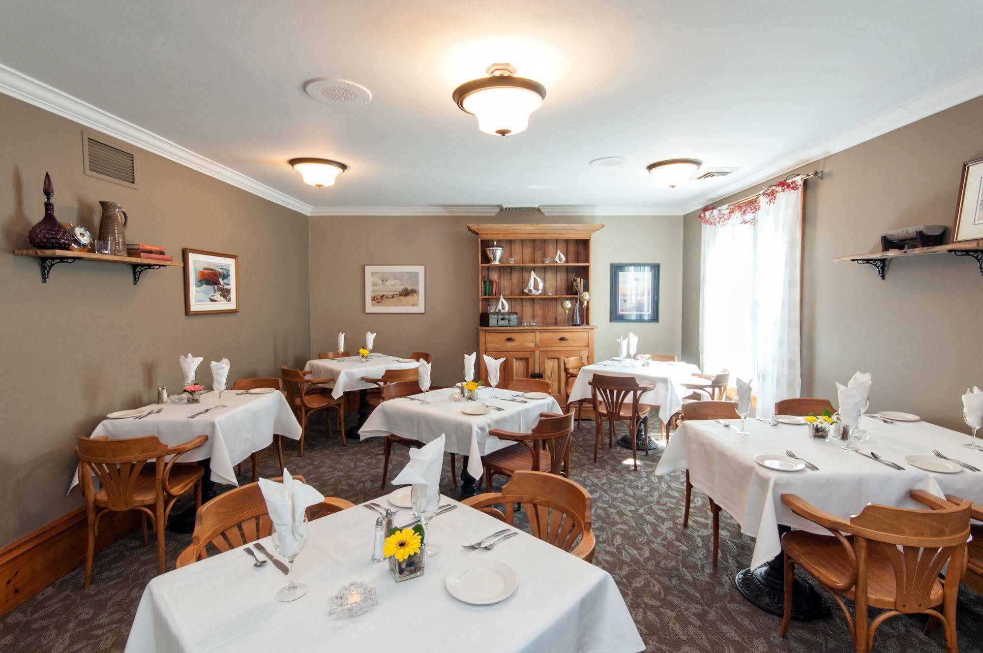 Kettle Creek Inn Port Stanley Esterno foto
